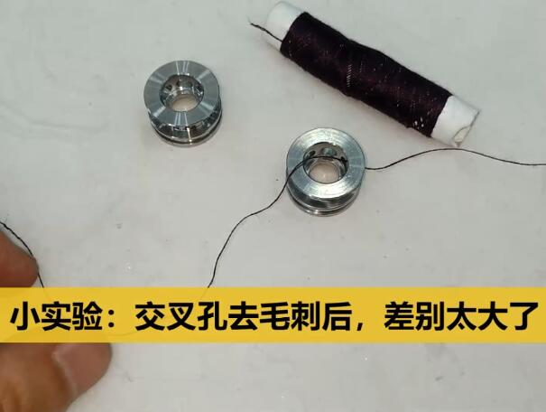  實(shí)驗(yàn)檢測(cè)磨粒流去除內(nèi)孔毛刺后的效果！ 