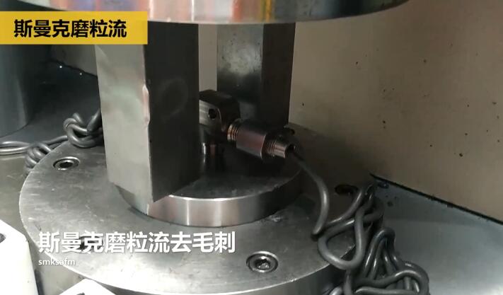 三通閥門<a href='http://www.yyjdwx.com' target='_blank'><u>交叉孔去毛刺</u></a>