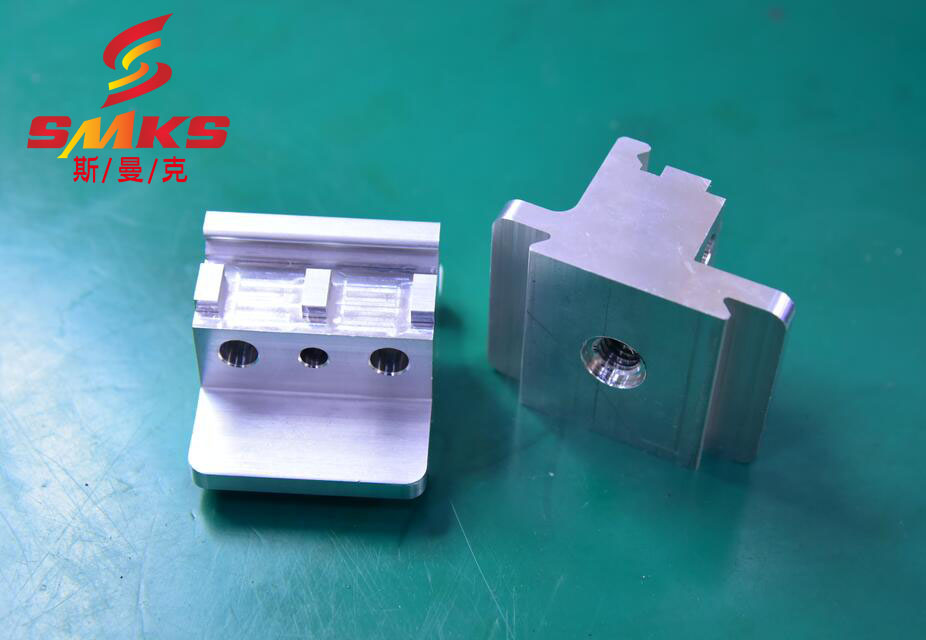 鋁合金<a href='http://www.yyjdwx.com' target='_blank'><u>交叉孔去毛刺</u></a>最新工藝